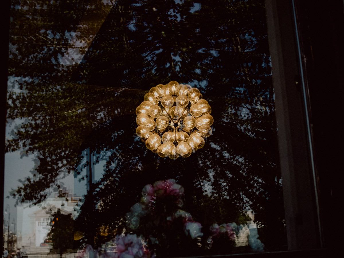 Lamp with mamy yellow tesla bulbs
